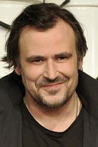 Bartosz Opania