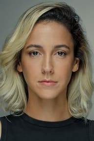 Camila Márdila