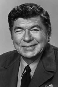 Claude Akins