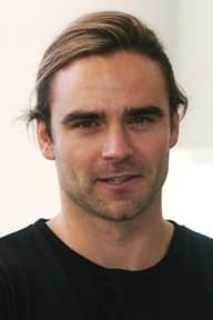 Dustin Clare