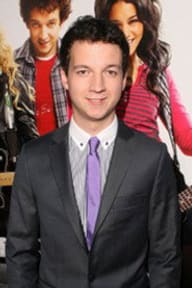 Gaelan Connell