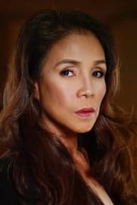 Irma Adlawan