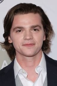 Joel Courtney
