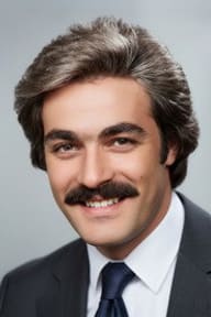 Kadir İnanır