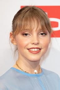 Lina Larissa Strahl