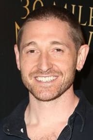 Lucas Neff