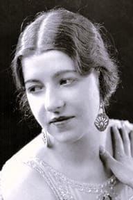 Луелла Ґір