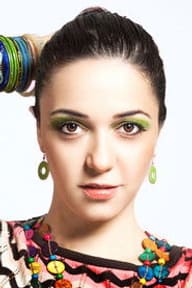 Nauheed Cyrusi