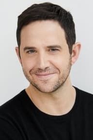 Santino Fontana