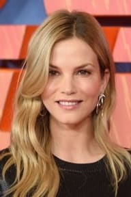 Sylvia Hoeks