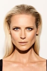 Synnøve Macody Lund