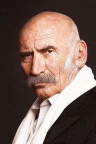 Tuncel Kurtiz